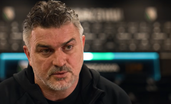 Michał Żewłakow wprost o transferze Kapuadiego. Dlatego Legia go sprzedała. Wiadomo, kto ma zastąpić tego zawodnika